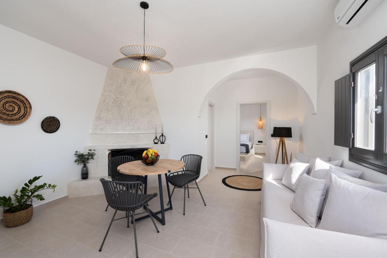 Almira Luxury Suites Perivolos  Eksteriør bilde