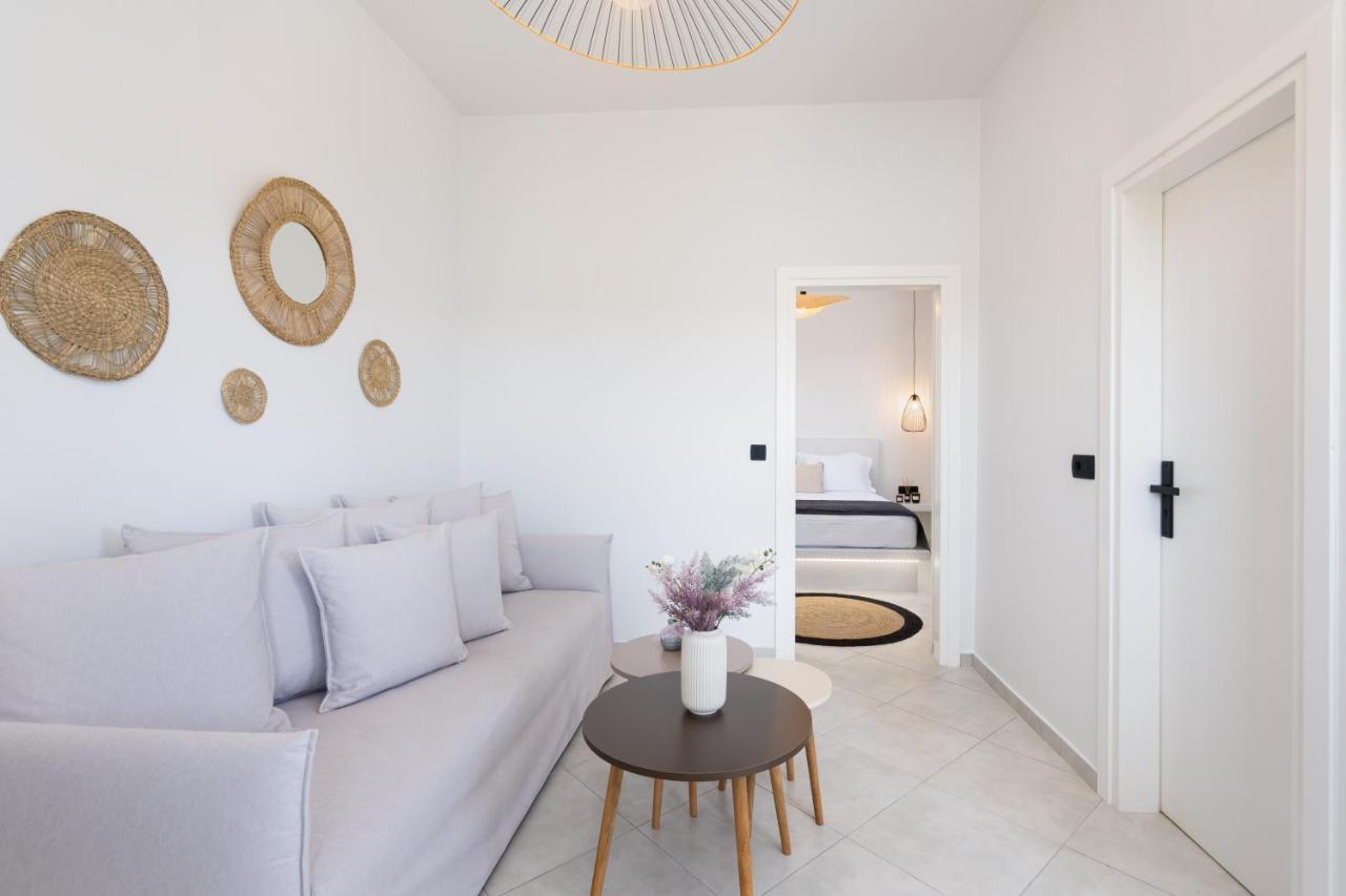 Almira Luxury Suites Perivolos  Eksteriør bilde
