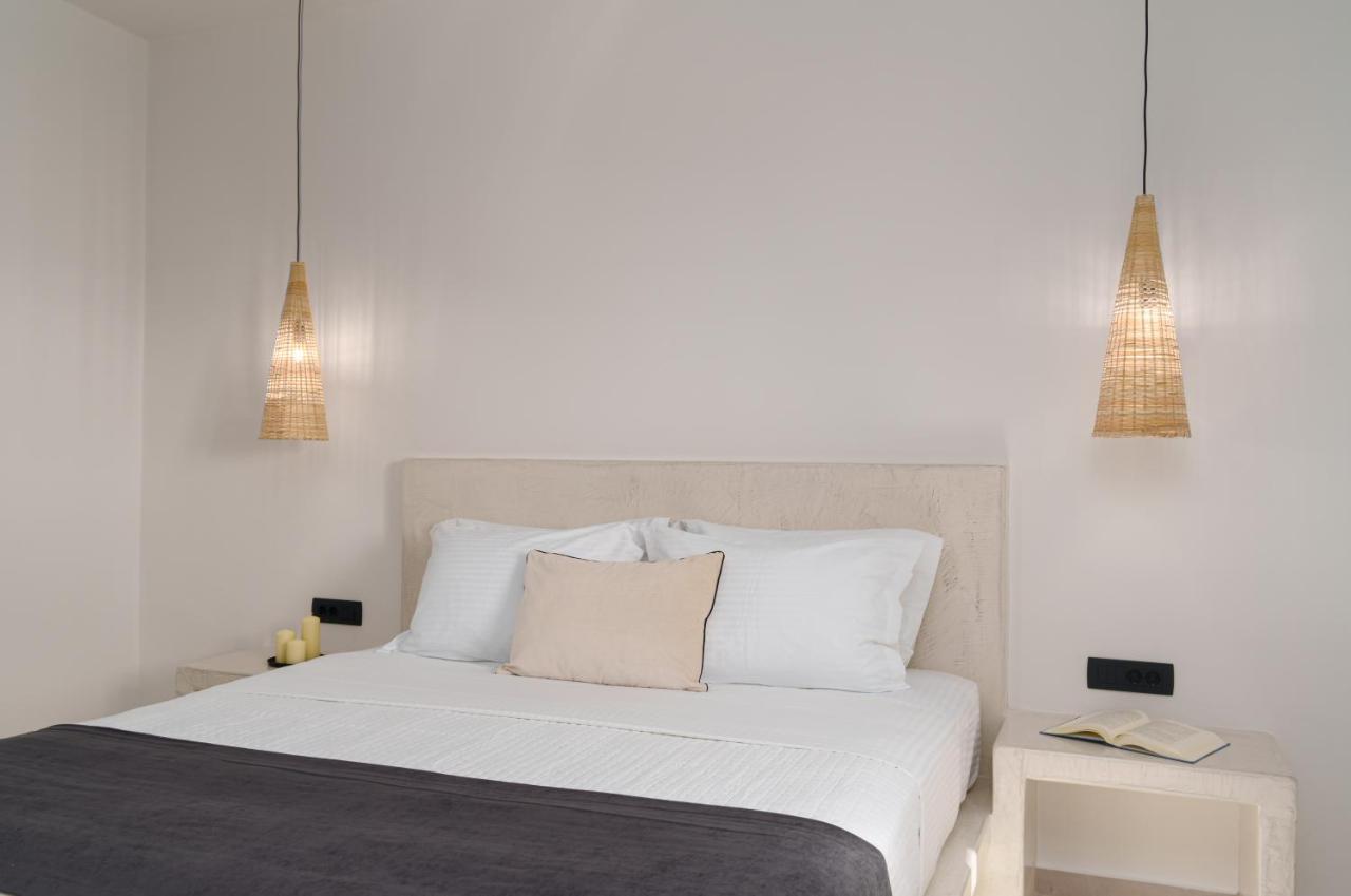 Almira Luxury Suites Perivolos  Eksteriør bilde