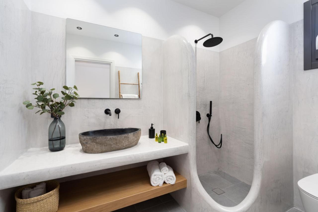 Almira Luxury Suites Perivolos  Eksteriør bilde