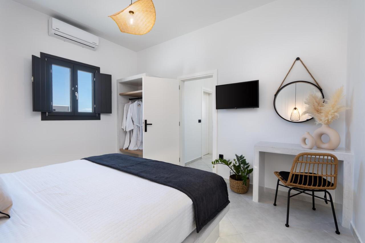 Almira Luxury Suites Perivolos  Eksteriør bilde